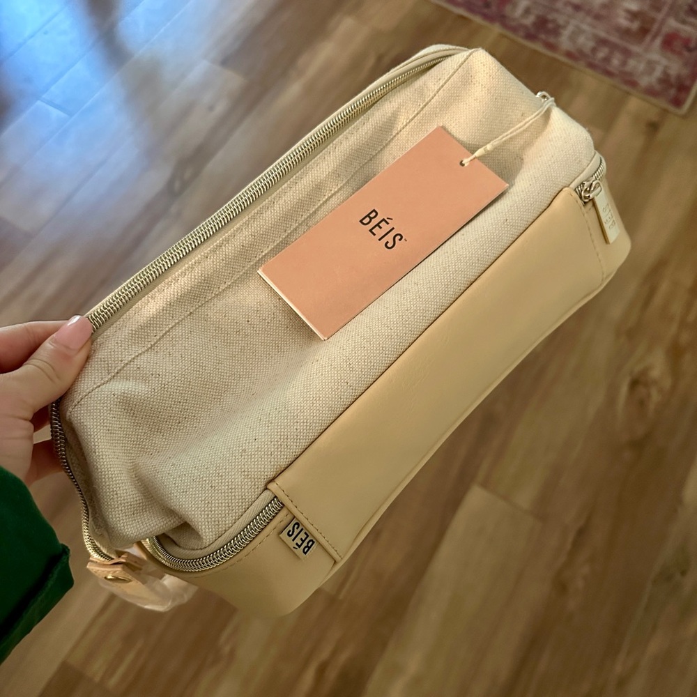 BEIS Beige and Cream Organizer